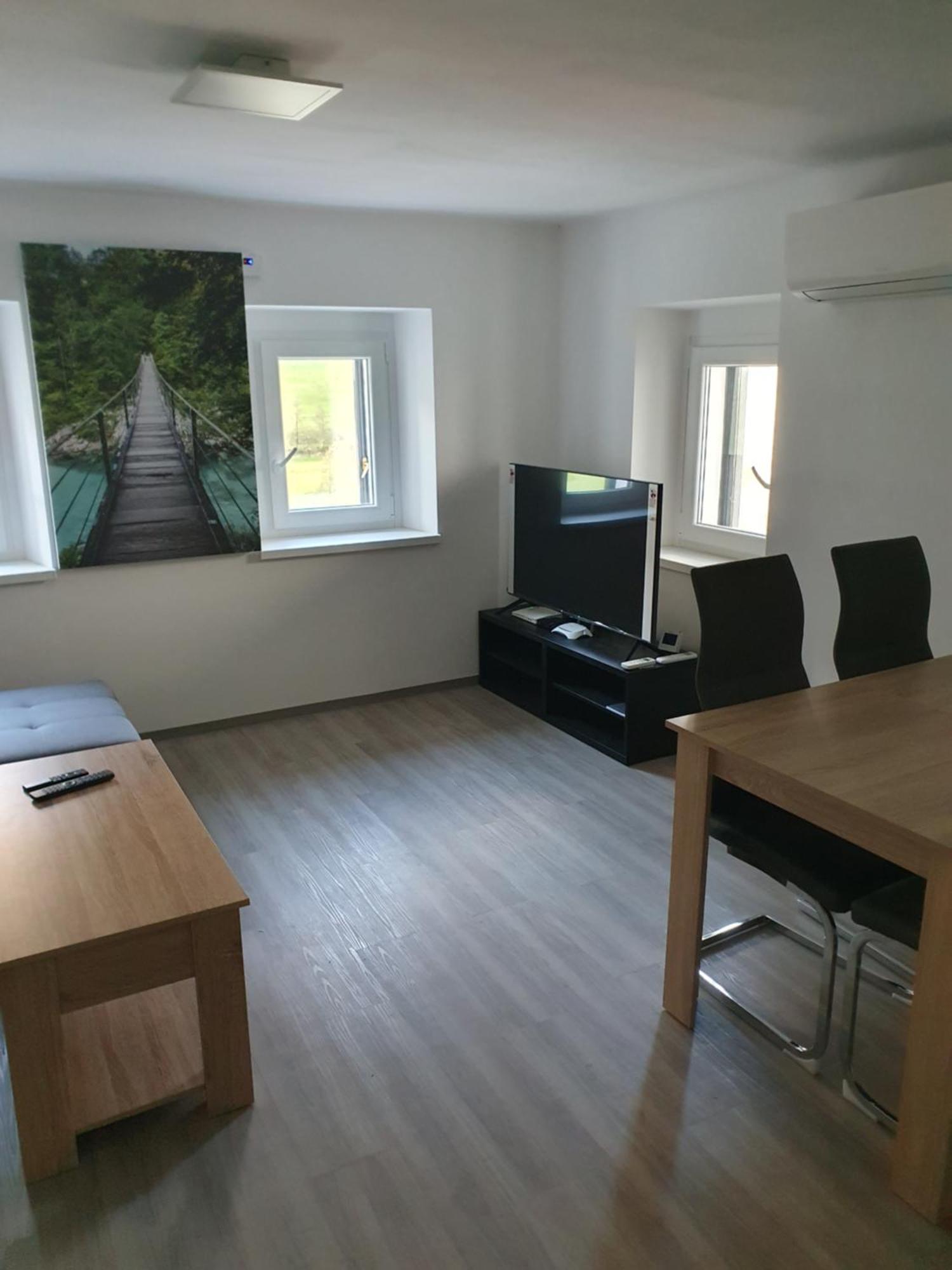 Apartment Ledince Most na Soči Eksteriør billede